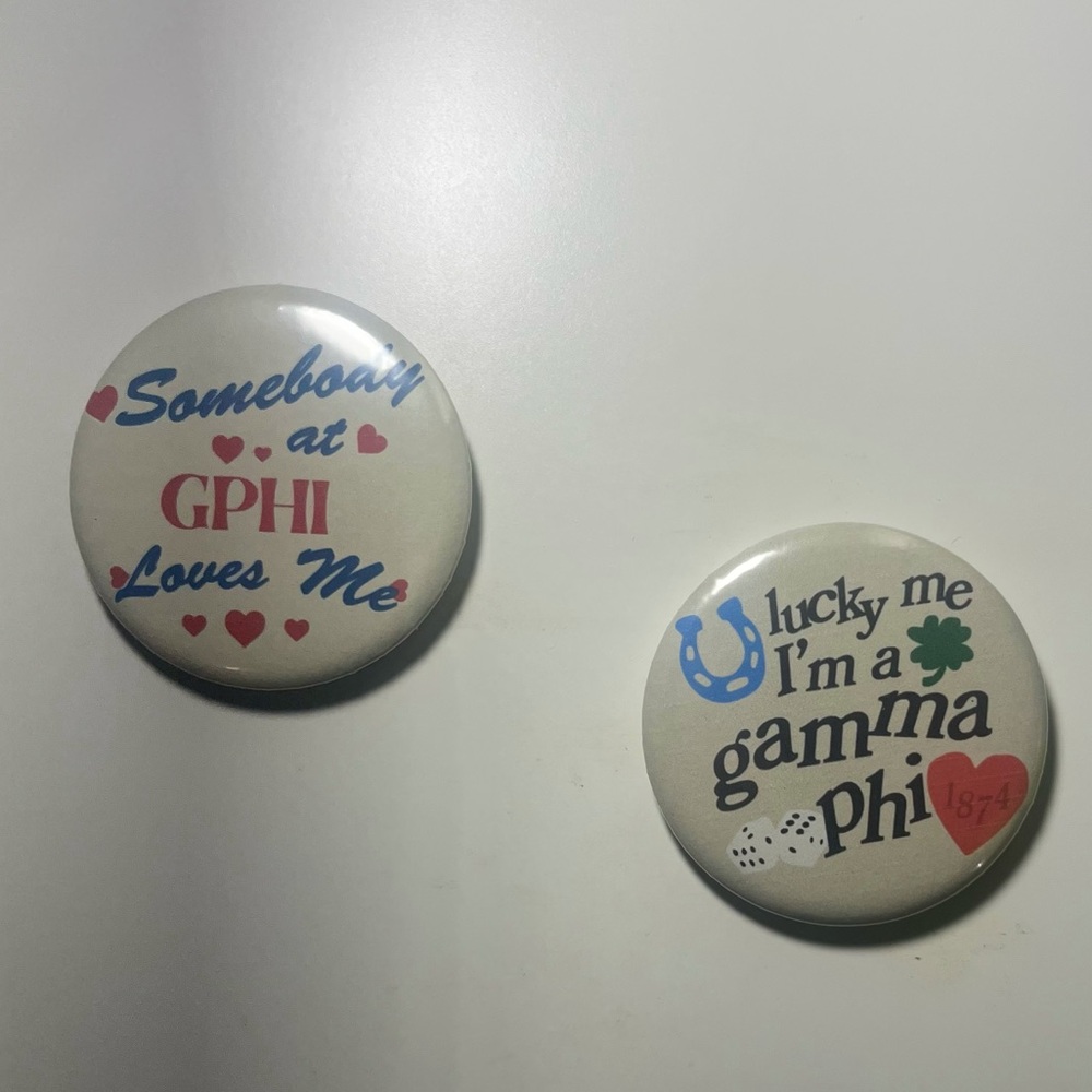 Gamma phi beta buttons